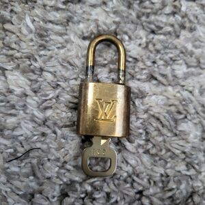 Vintage Authentic Pre-loved Louis Vuitton lock and key #336